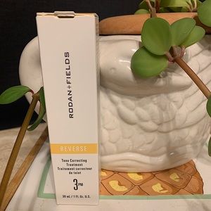 NIB 💛Rodan + Fields Reverse💛 Step 3PM Tone Correcting Treatment